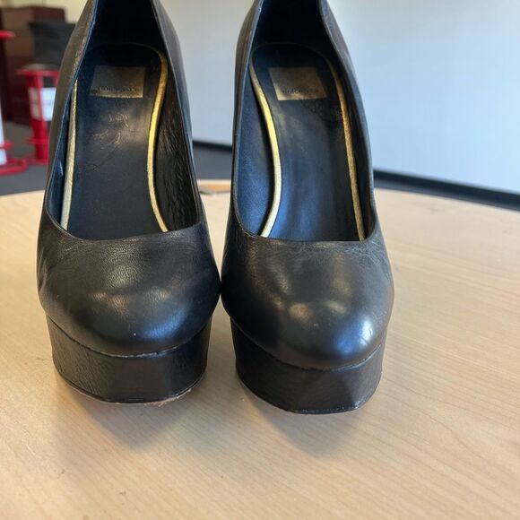 Dolce Vita Black Leather Platform Heels - Picture 4 of 7